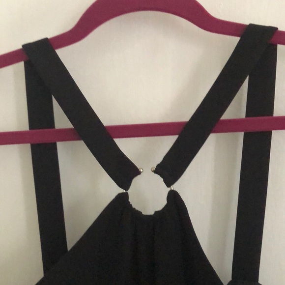 Dress - Picture 3 of 4